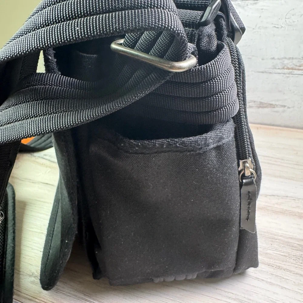 Think Tank Retrospective 7 Black Canvas Camera Messenger Bag Shoulder Strap